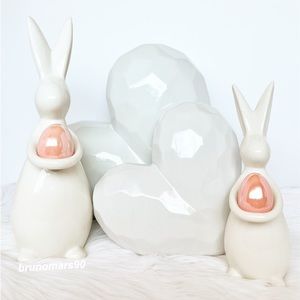 🆕 Ceramic Easter Bunny Figurine